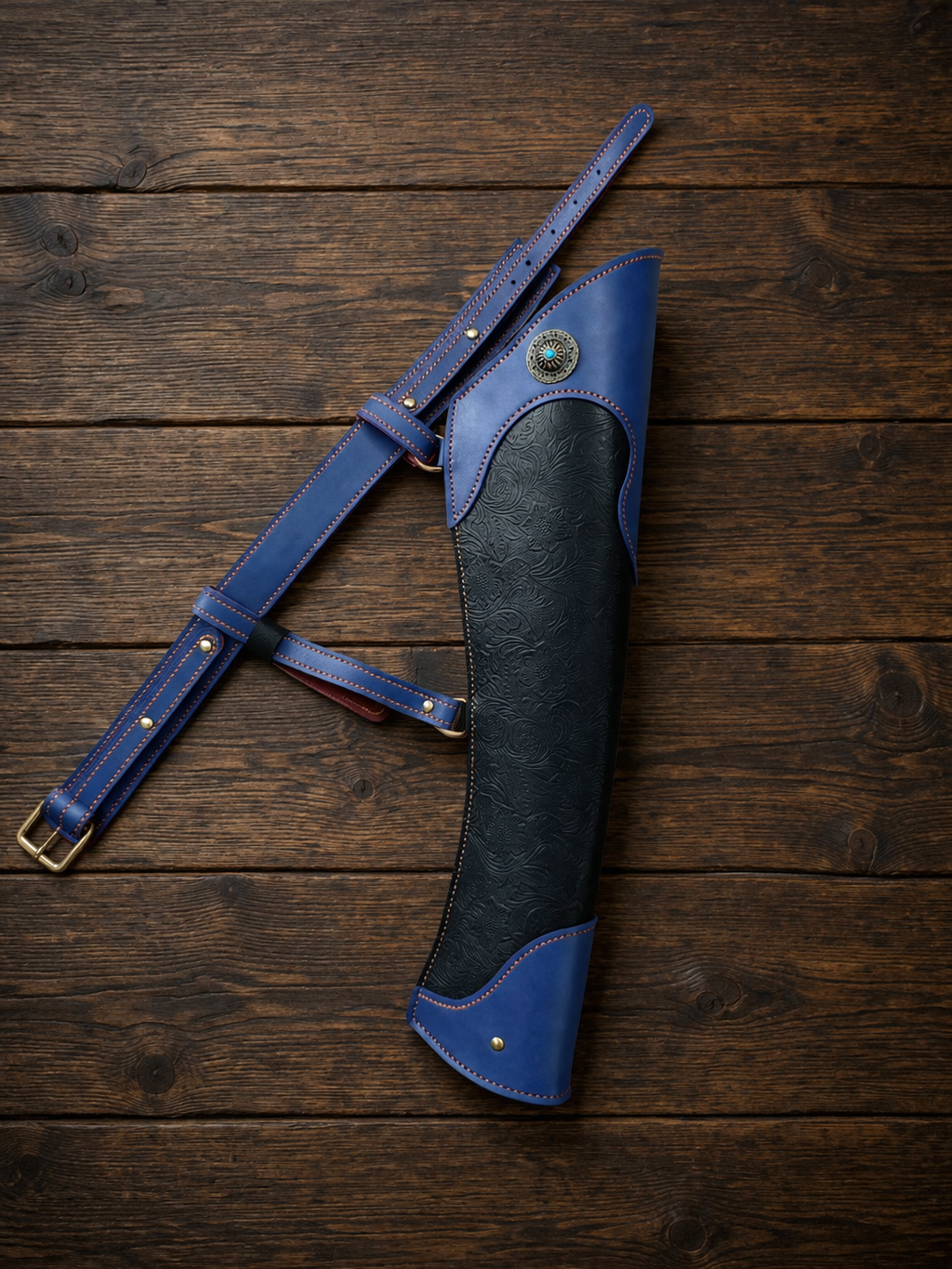 Master Artisan Embossed Side Quiver